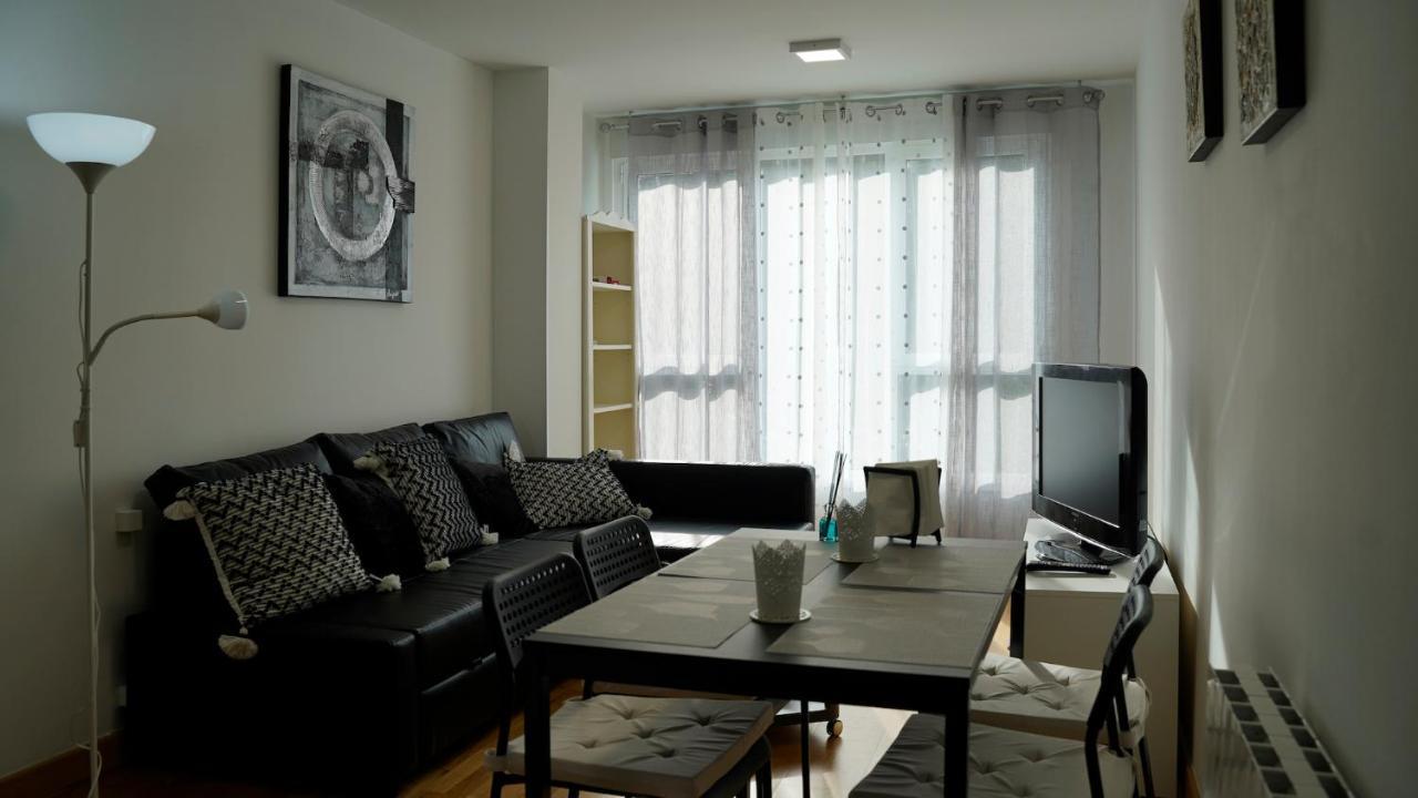 Solares Style Vistas Al Rio Miera Apartment Exterior photo